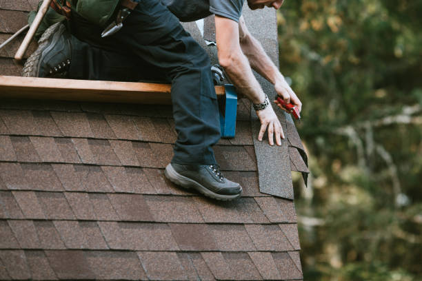 Best Emergency Roof Repair  in Country Clu, MO